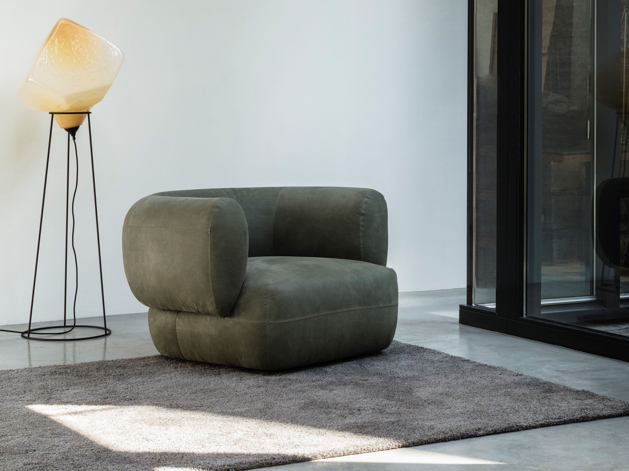 Кожаное кресло с подлокотниками Linteloo Arp ARCH-00045981 - Вид №4