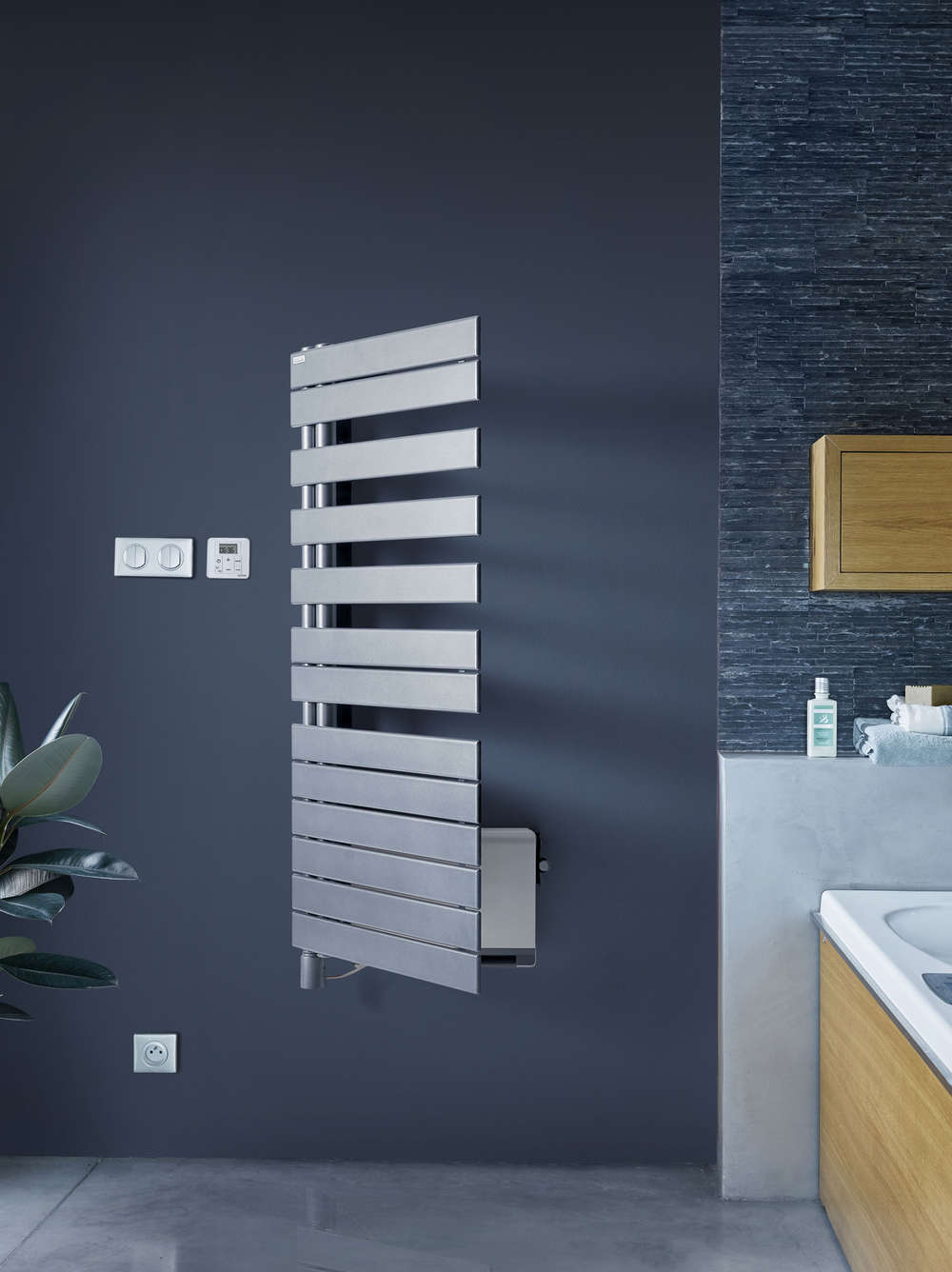 Электрический радиатор TXCL075-055IFS Régate Twist +Air, pivot à gauche (Avec soufflant) Acova 1252  - Вид №1