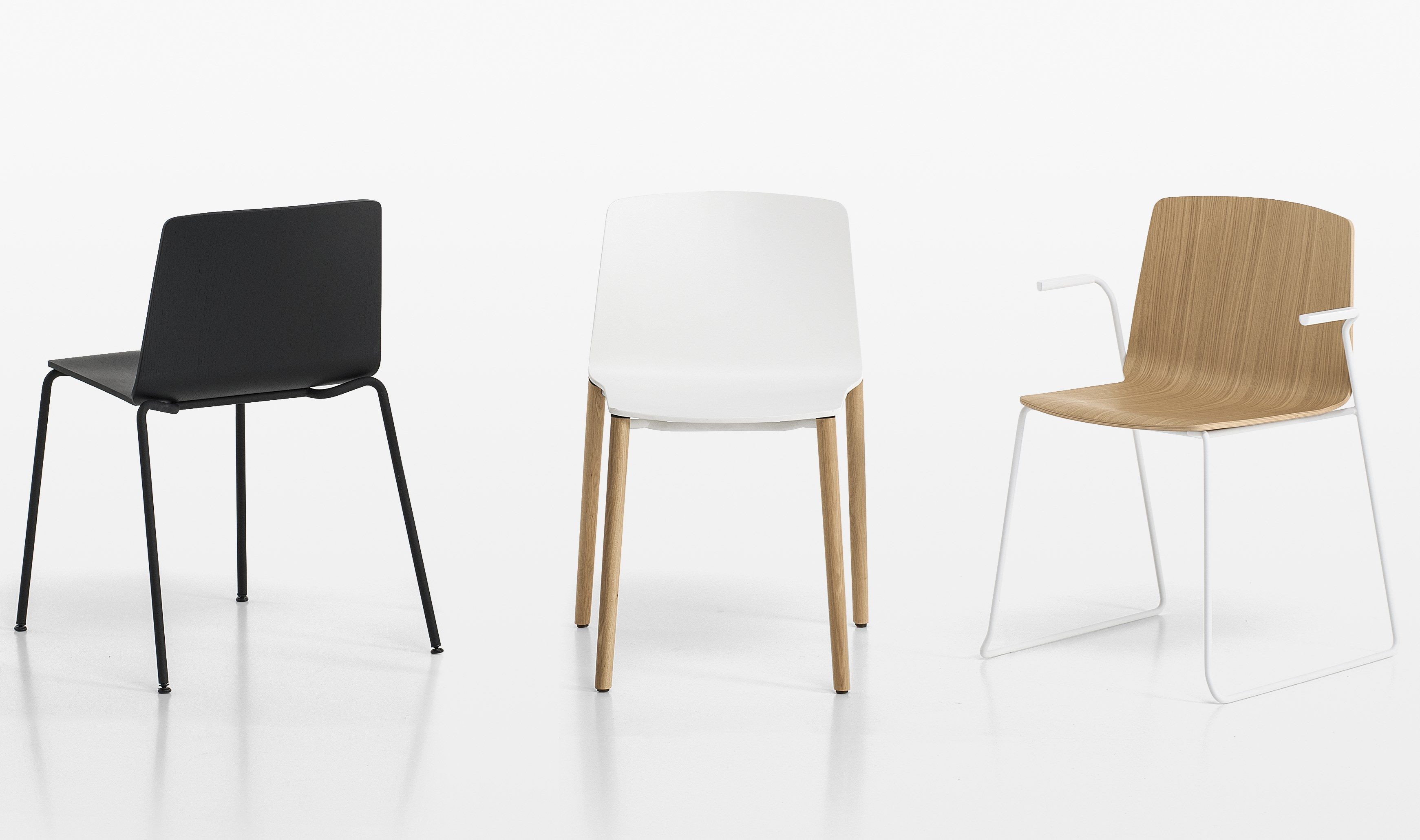 Штабелируемый стул с подлокотниками Kristalia рама ARCH-00108023 - Вид №2