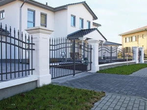 WISNIOWSKI Распашные ворота Recinzioni residenziali