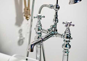 Gentry Home Центр смесителя для раковины до центра два отверстия под смеситель мм Antique Бронза GH101181 - Вид №1