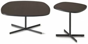 arflex Квадратный лакированный журнальный столик с основанием 4 звезды