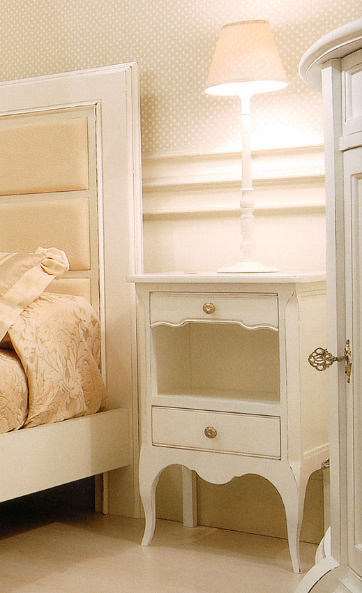 Тумбочка  ARTE ANTIQUA 057 