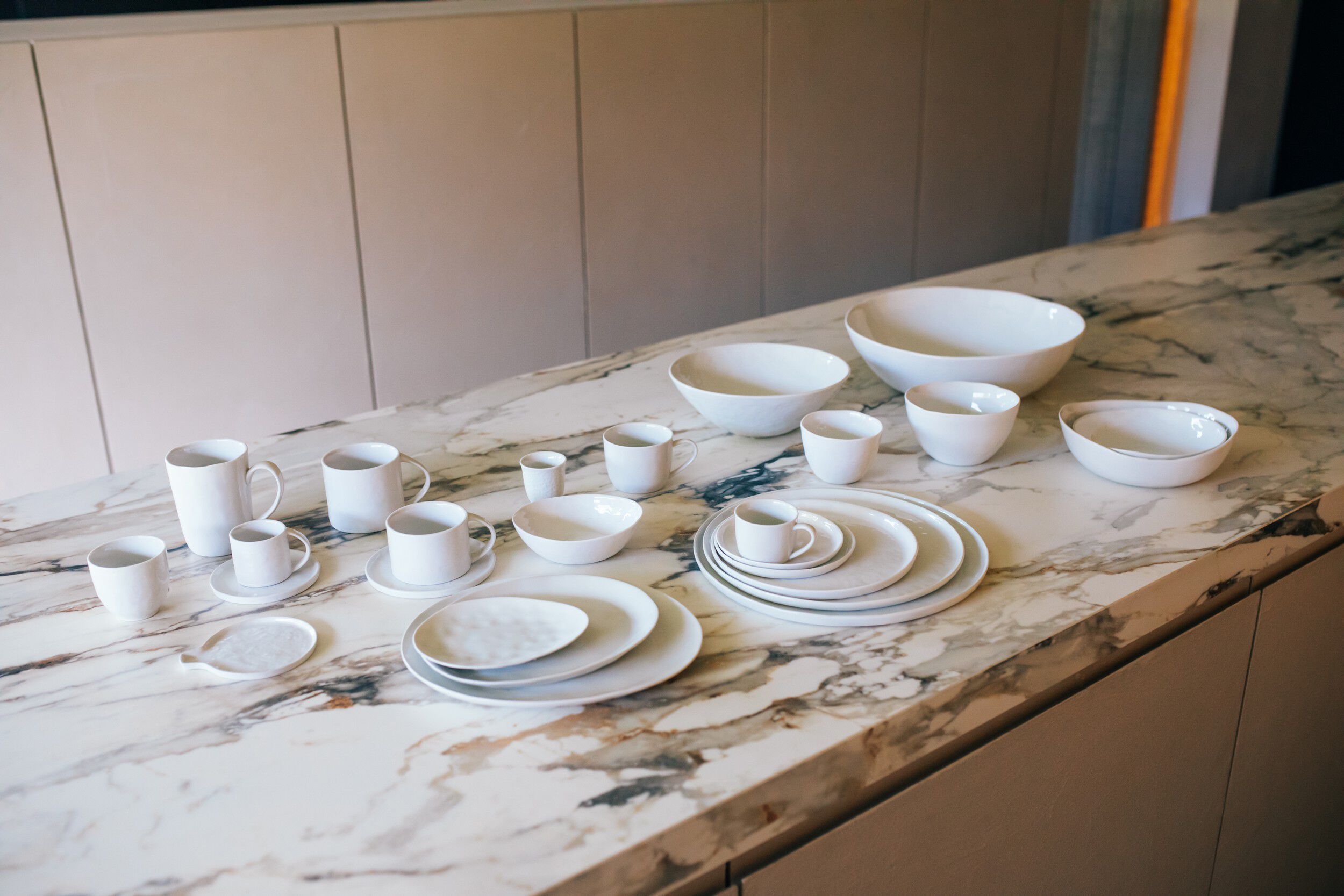 Фарфоровая чашка с блюдцем POMAX Porcelino White ARCH-00047523 - Вид №6