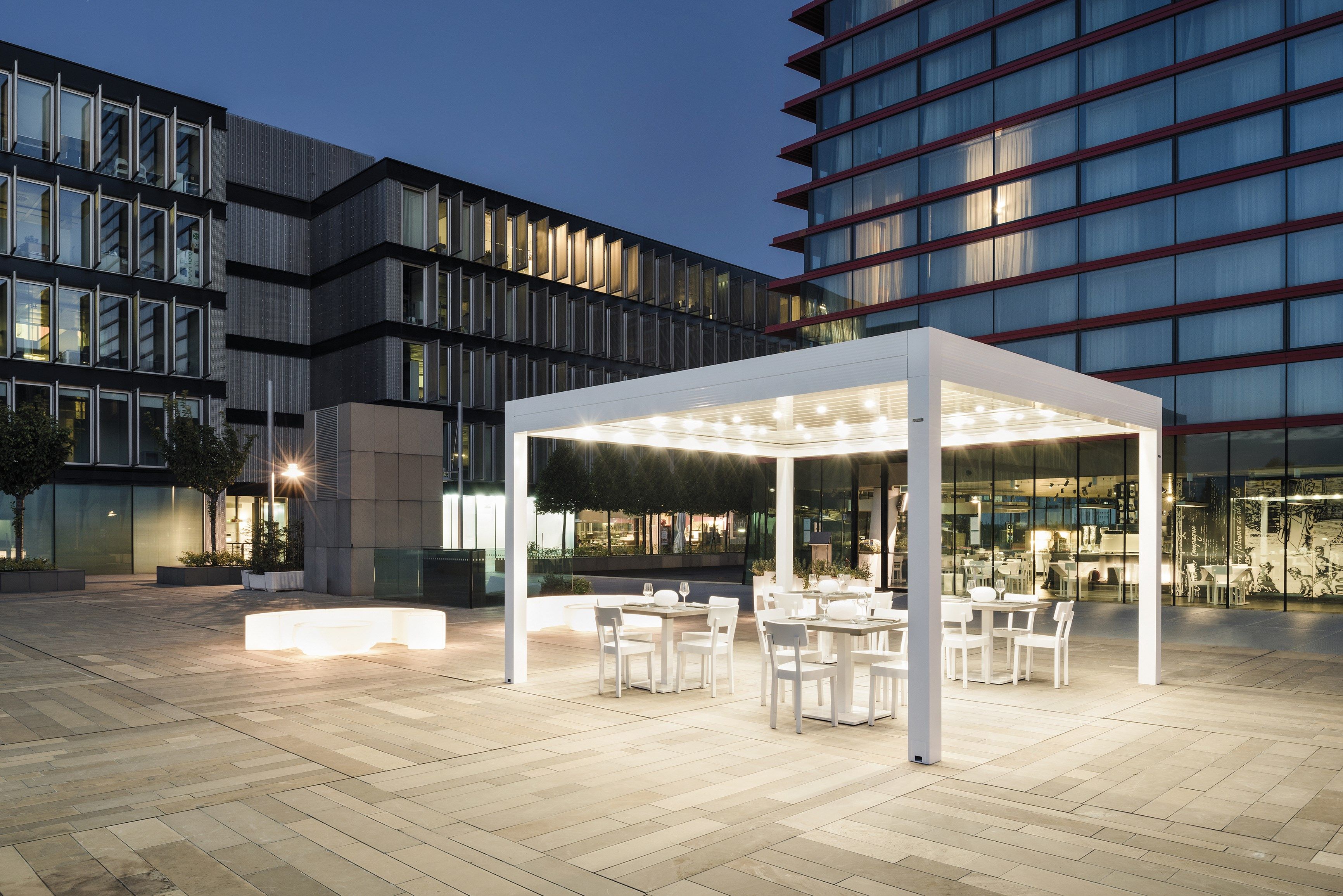 Самонесущая беседка с поворотными решетками GIBUS TWIST ARCH-00101753 - Вид №3