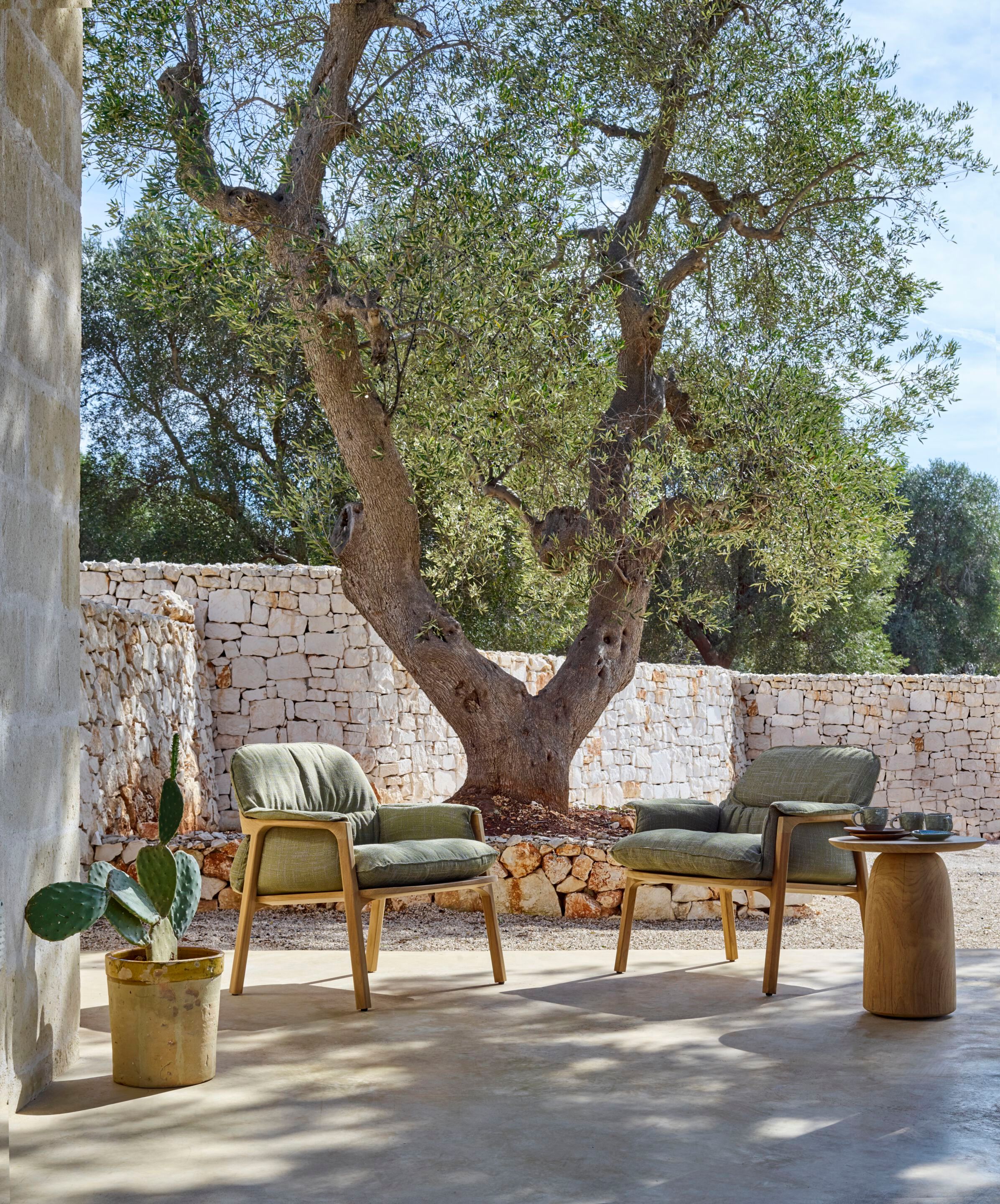 Кресло с подлокотниками из ткани TRIBÙ Nomad ARCH-00137121 - Вид №2