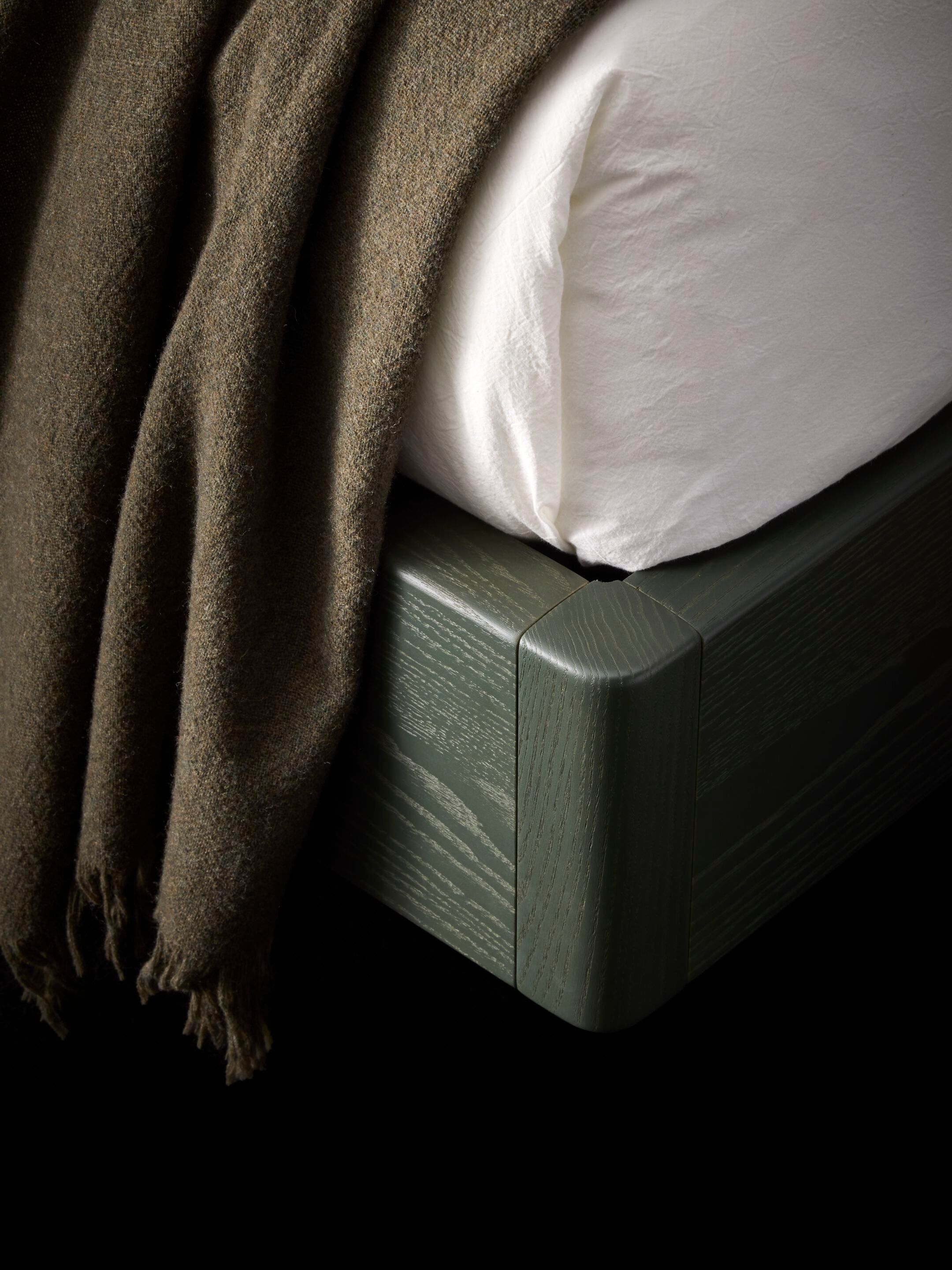 Деревянная двуспальная кровать с мягким изголовьем Bolzan Awase ARCH-00032341 - Вид №2