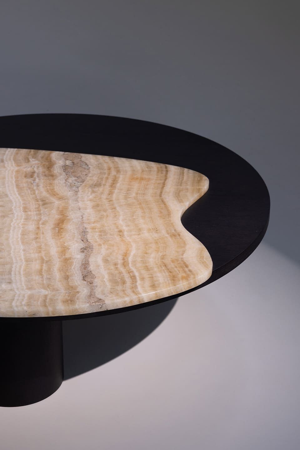 Низкий журнальный столик из дуба и оникса Shadow Greenapple Bordeira ARCH-00111828 - Вид №8