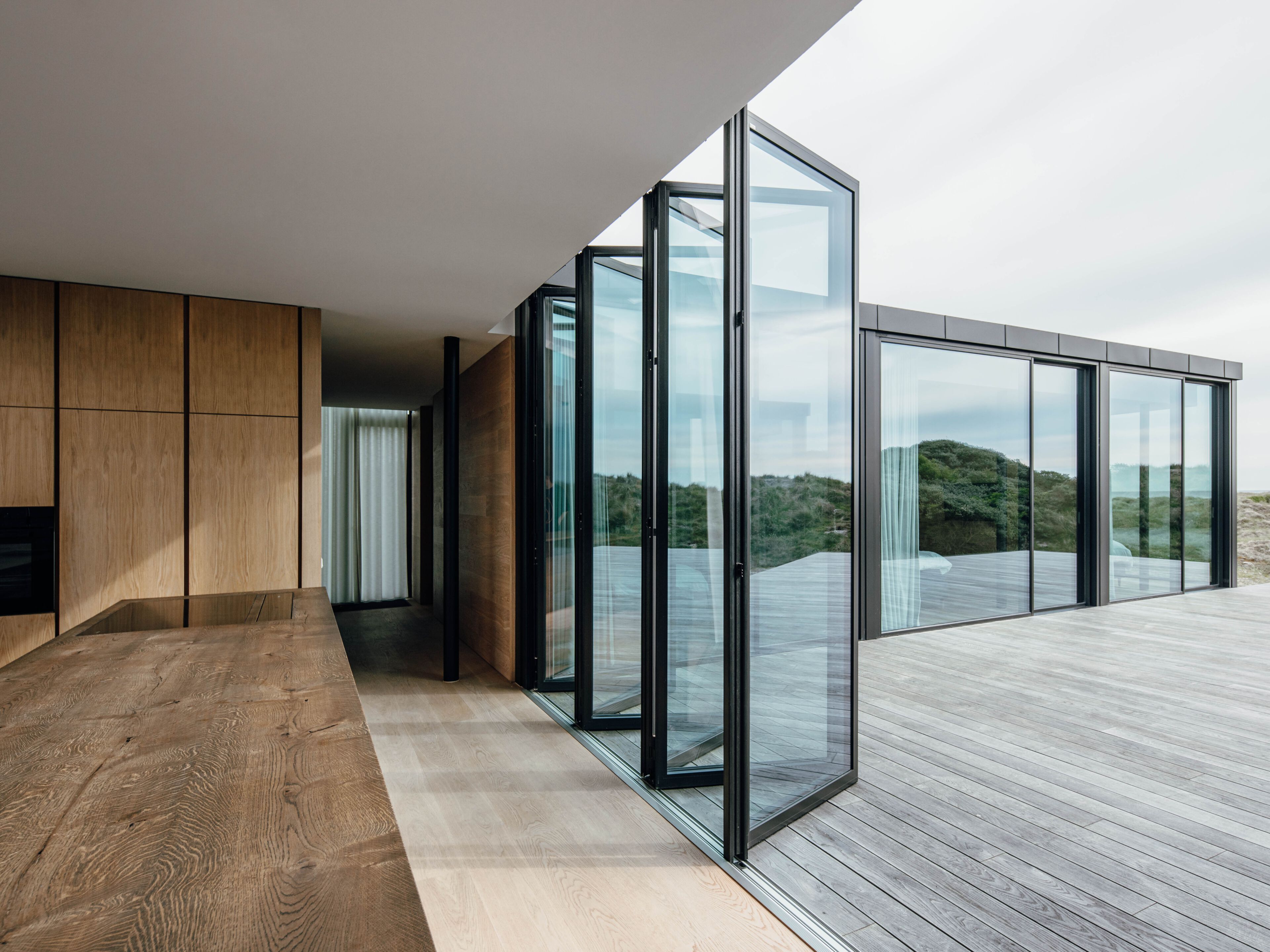 Складной витраж Solarlux HIGHLINE ARCH-00066017