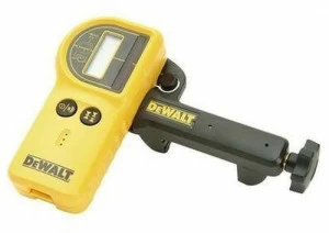 DeWALT Цифровой лазерный детектор с зажимом