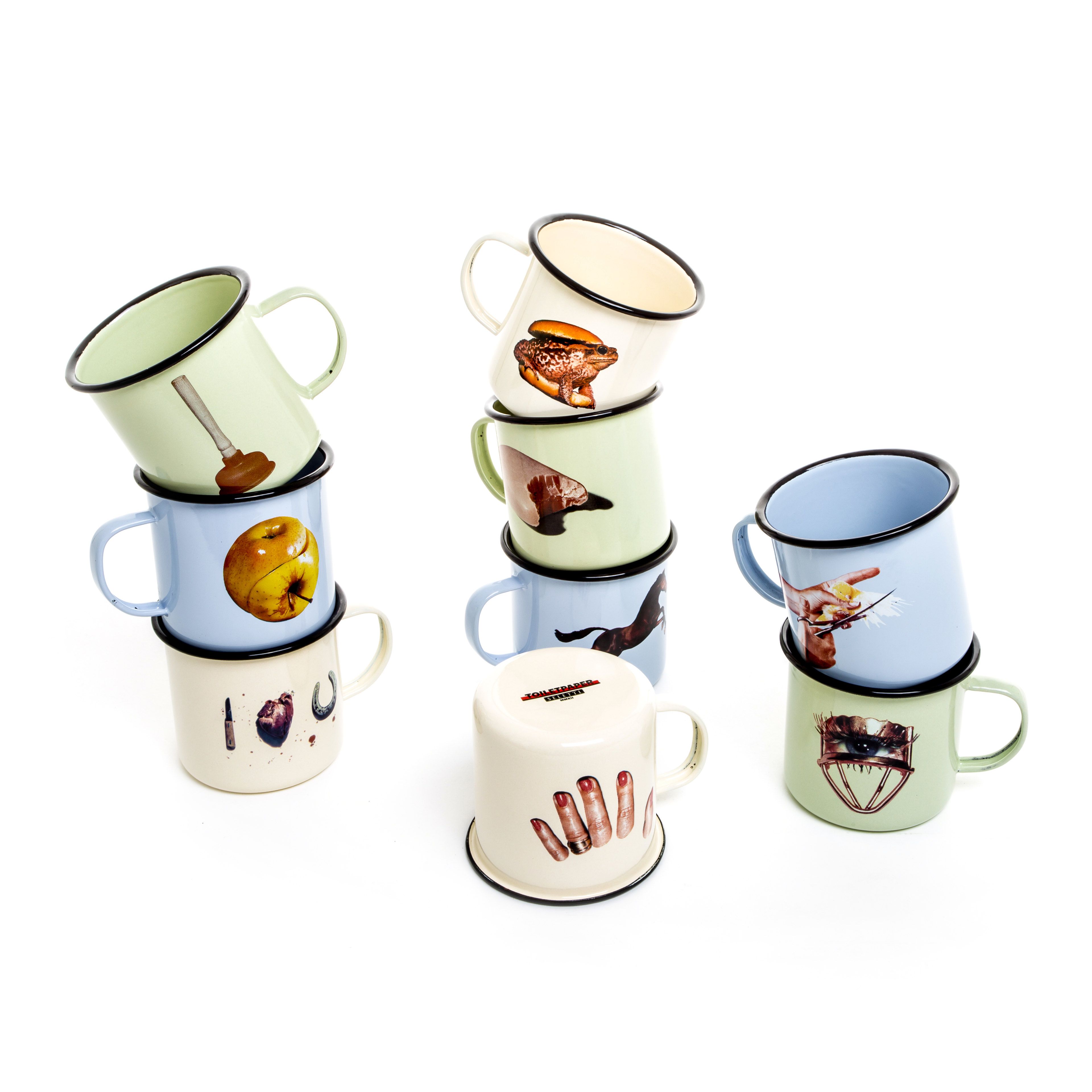 Эмалированная металлическая кружка Seletti Seletti wears Toiletpaper ARCH-00062091 - Вид №3