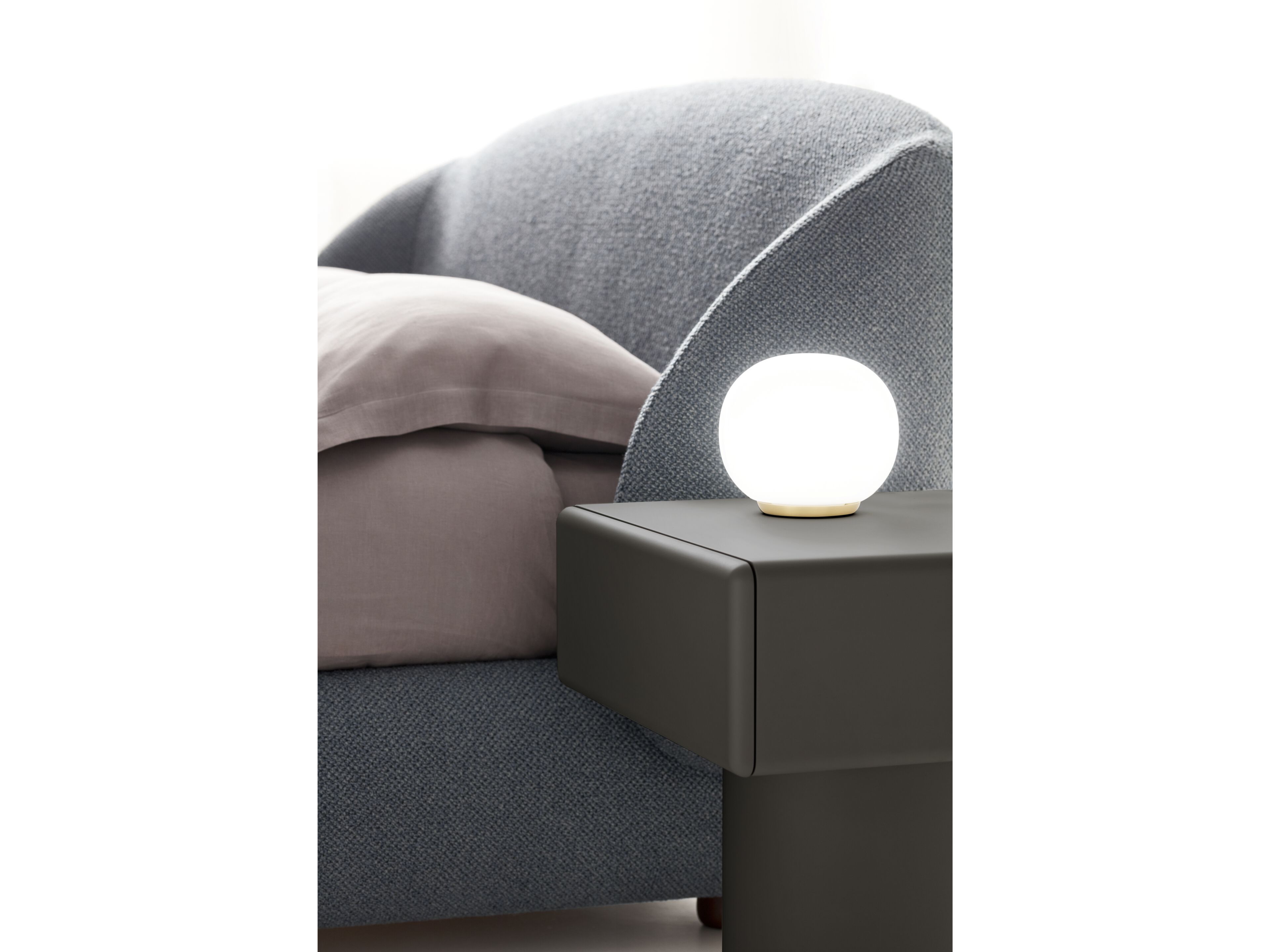 Двуспальная кровать из ткани с мягким изголовьем Ditre Italia PACIFIC ARCH-00033252 - Вид №1