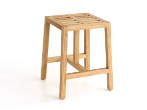 Дубовый табурет