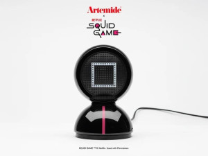 Окрашенная металлическая светодиодная настольная лампа