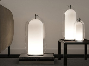 Настольная лампа из дутого стекла