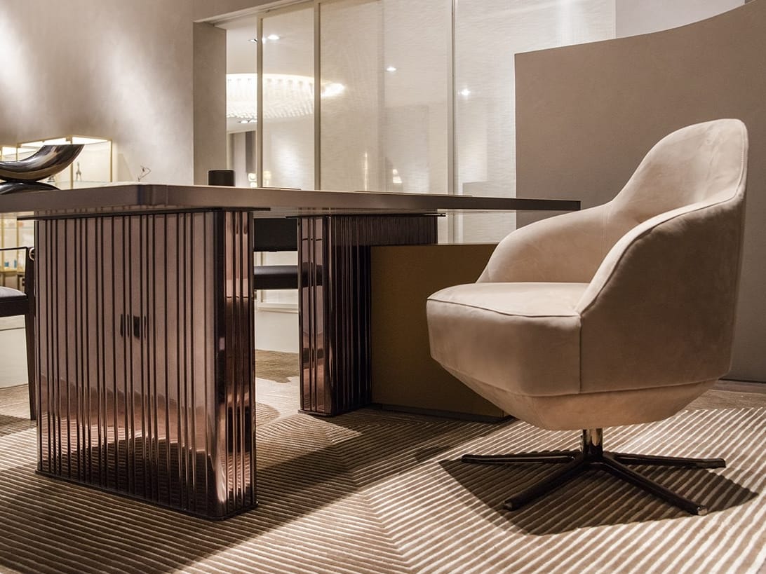 Кресло из нубука с подлокотниками Paolo Castelli Вдохновение ARCH-00014248 - Вид №2