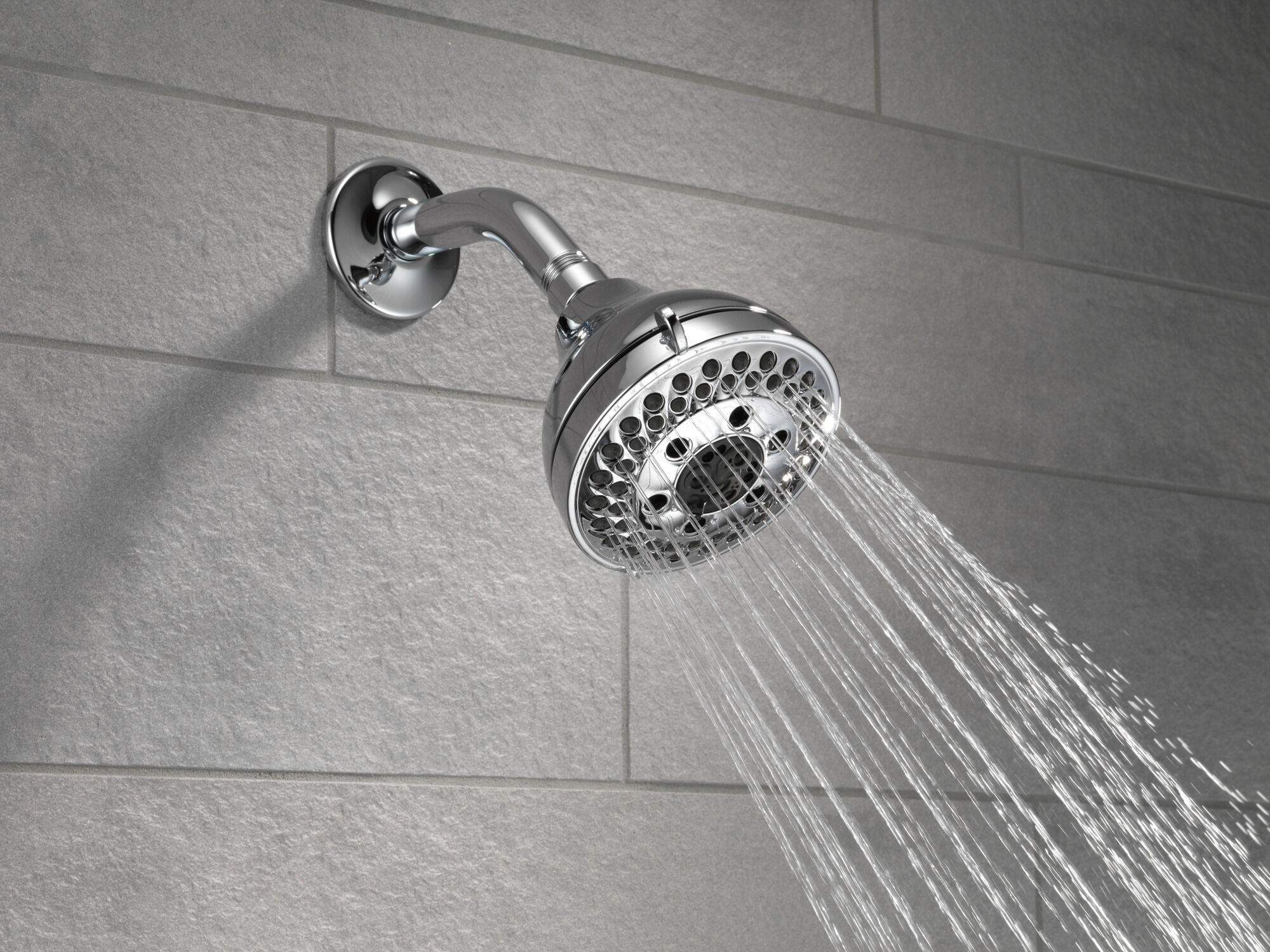 52637-RB15-PK H2Okinetic® 5-регулировочная душевая лейка Delta Faucet Universal Showering Венецианская бронза  - Вид №5