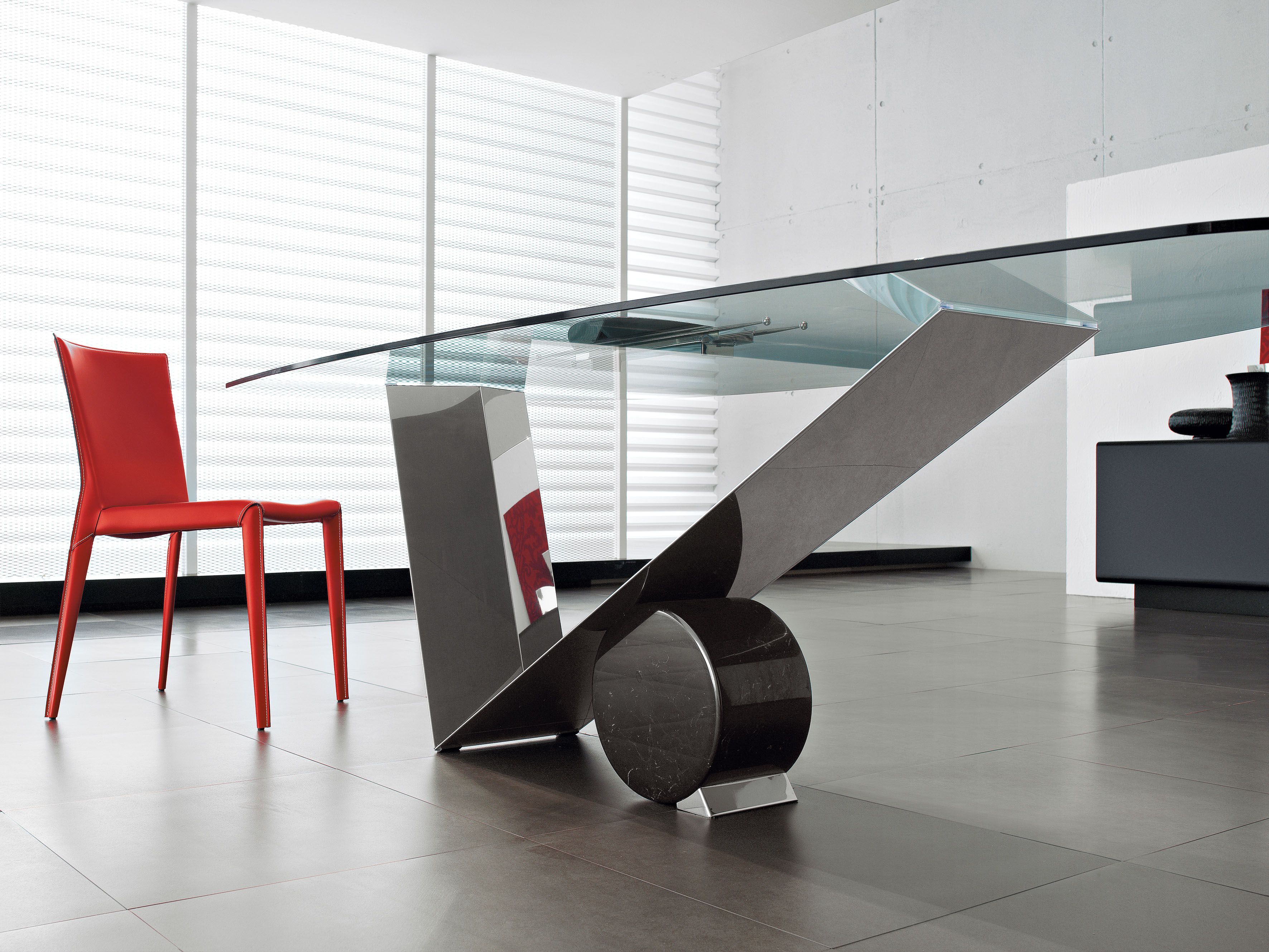 Овальный стол из нержавеющей стали и хрусталя Cattelan italia Valentino ARCH-00067325 - Вид №3