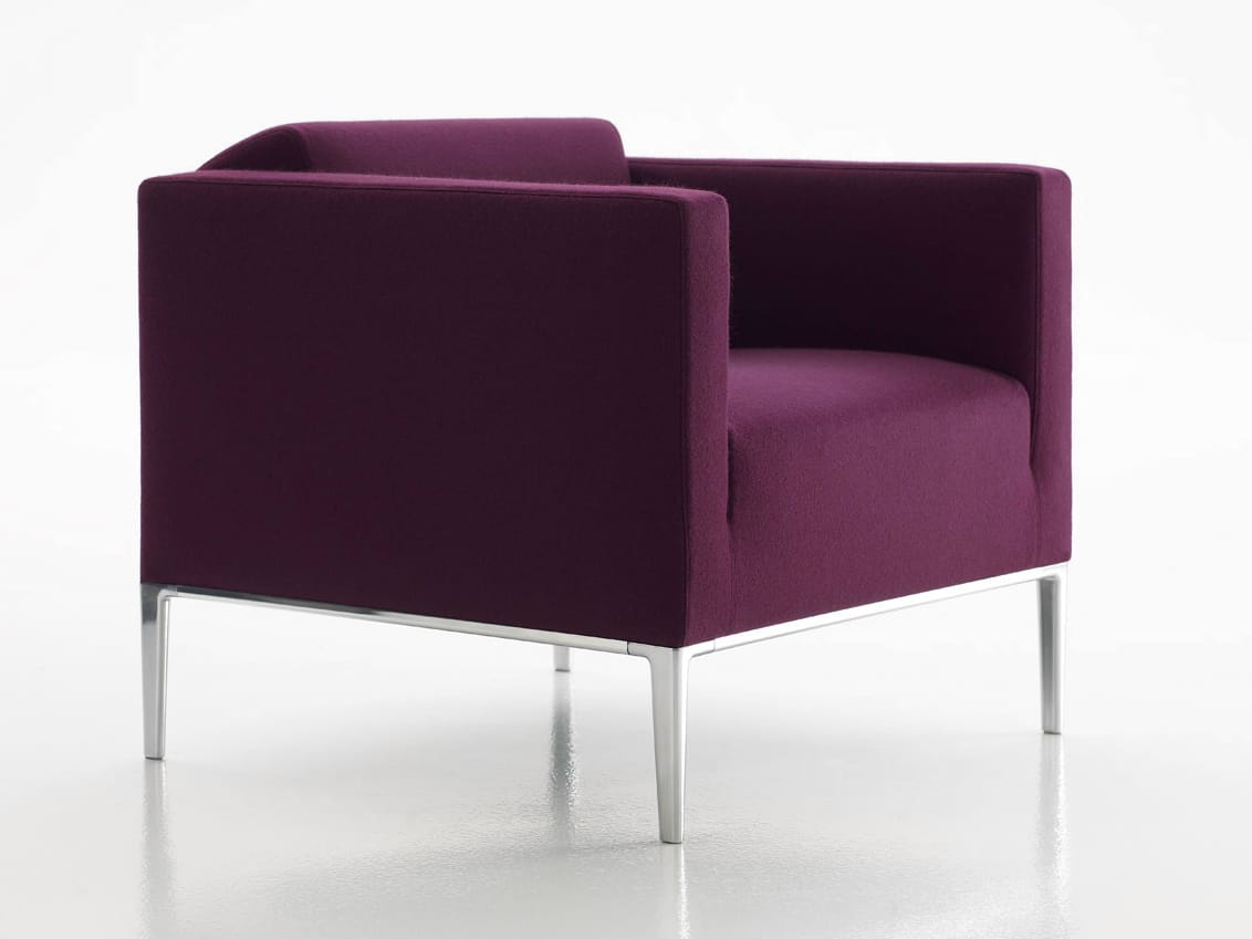 Тканевое кресло с подлокотниками B&B Italia Project Жан 2013 ARCH-00128439 - Вид №1