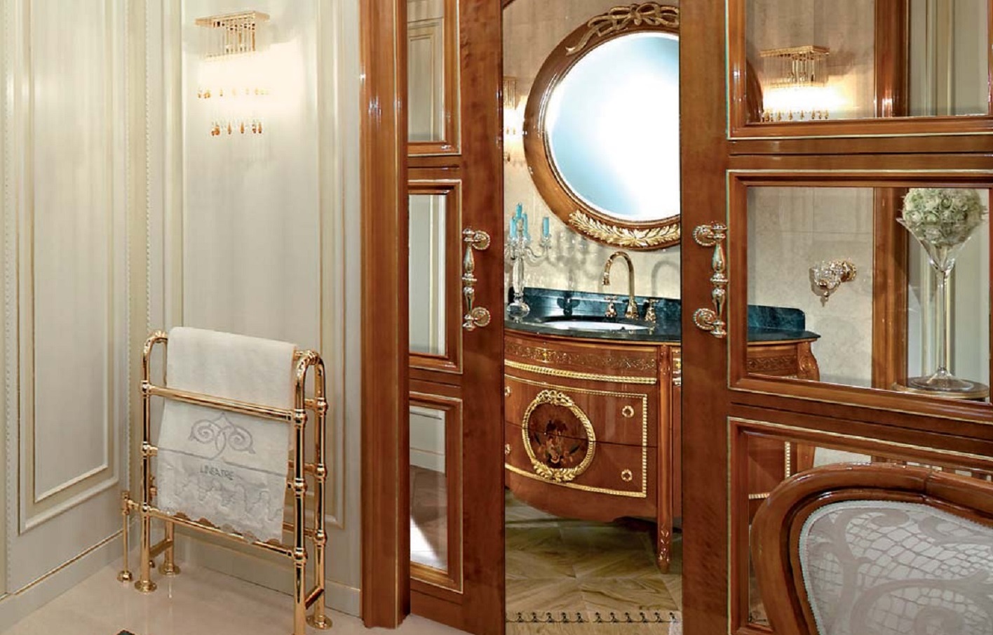 Витрина с дверцей 58046 LINEATRE Elegance - Вид №1