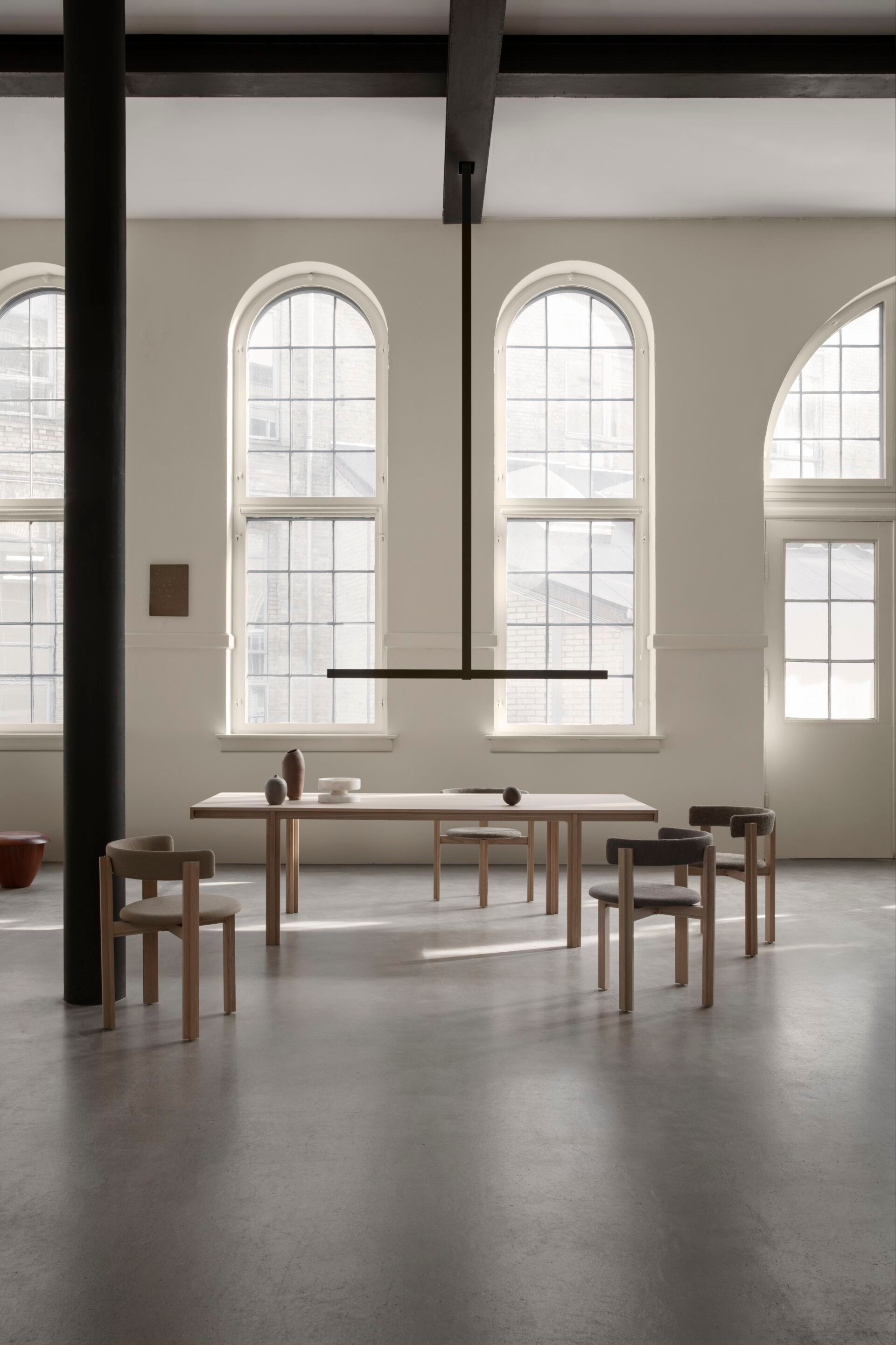 Дубовый стул с мягким сиденьем Karakter Principal ARCH-00109418 - Вид №13