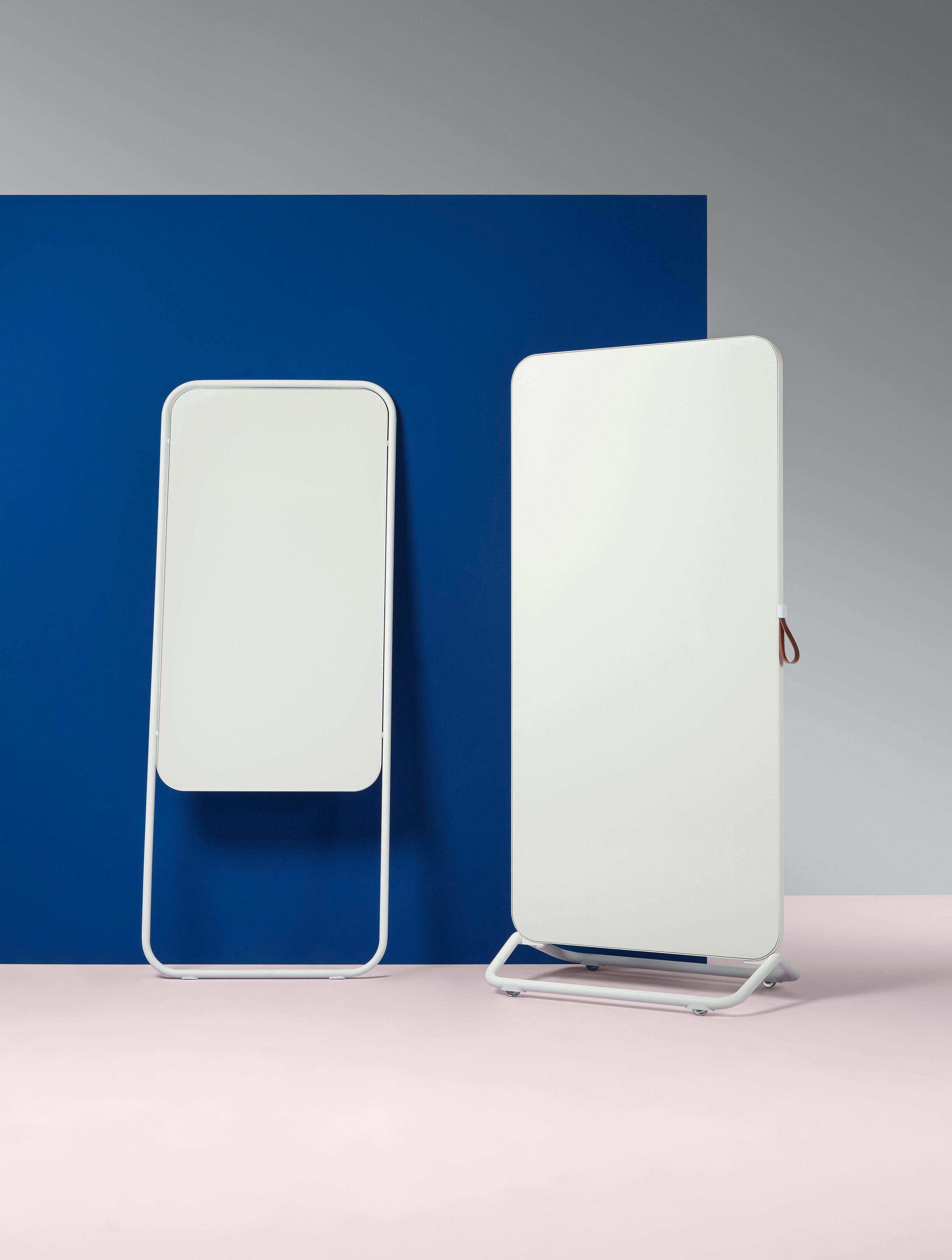 Металлическая магнитная офисная доска с колесами Made Design CHAMELEON MOBILE ARCH-00002499