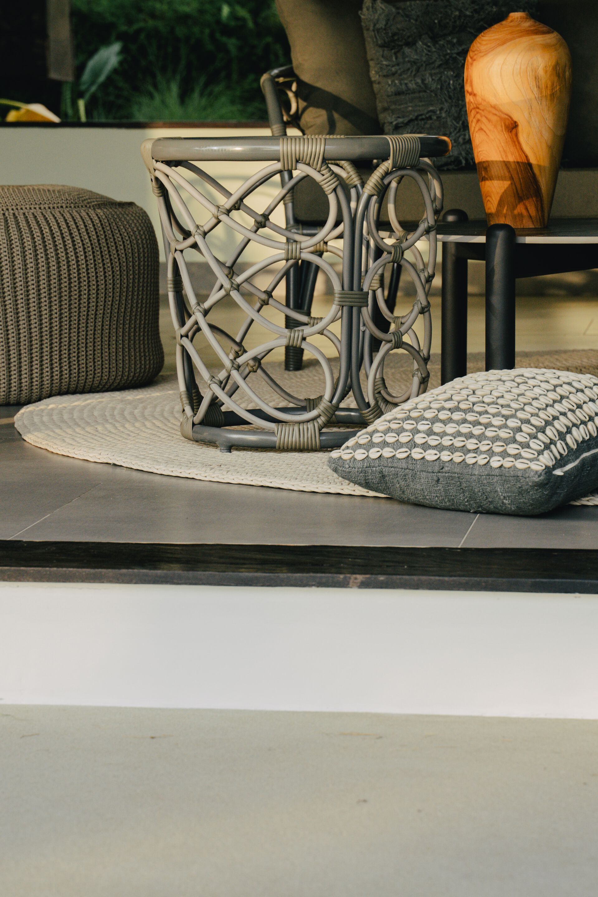 Круглый журнальный столик для сада cbdesign Мелодия ARCH-00111765 - Вид №9