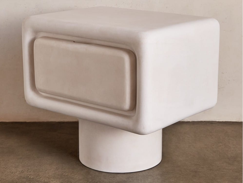 Прикроватная тумбочка из смолы Kelly Wearstler Colina ARCH-00135100