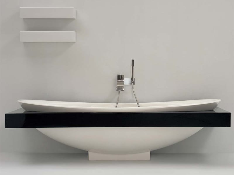 Овальная каменная ванна в центре комнатыluce® Ceramica Flaminia ARCH-00063589 - Вид №3