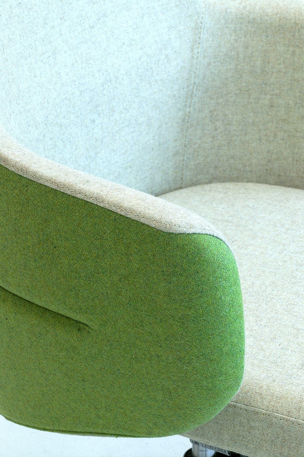 Шерстяное регулируемое по высоте офисное кресло с подлокотниками Leyform ARCH-00083598 - Вид №7