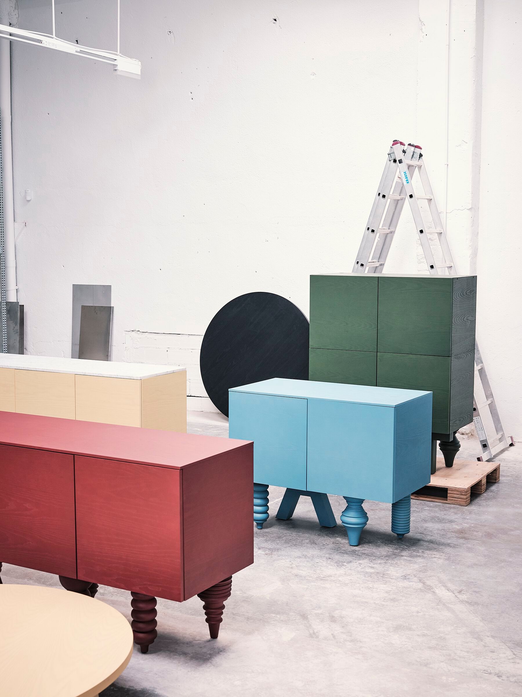 Шкаф из шпона ясеня с распашными дверцами BD Barcelona Multileg ARCH-00079400 - Вид №11