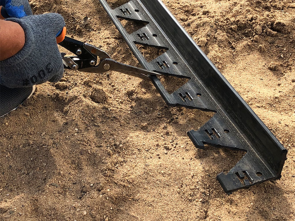 Пластиковый бордюр 57 мм, длина 3 м ГеоПластБорд GPBST-41 - Вид №5