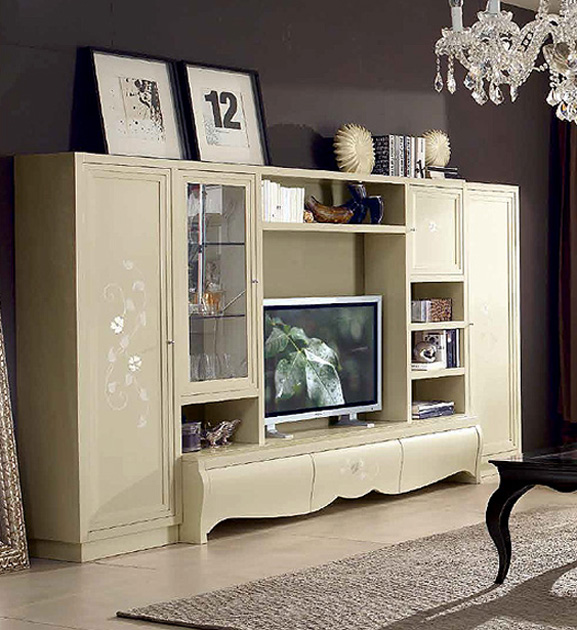 Стенка  BTC INTERNATIONAL Comp. 2 