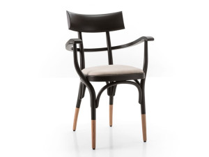 Стул из бука со встроенной подушкой