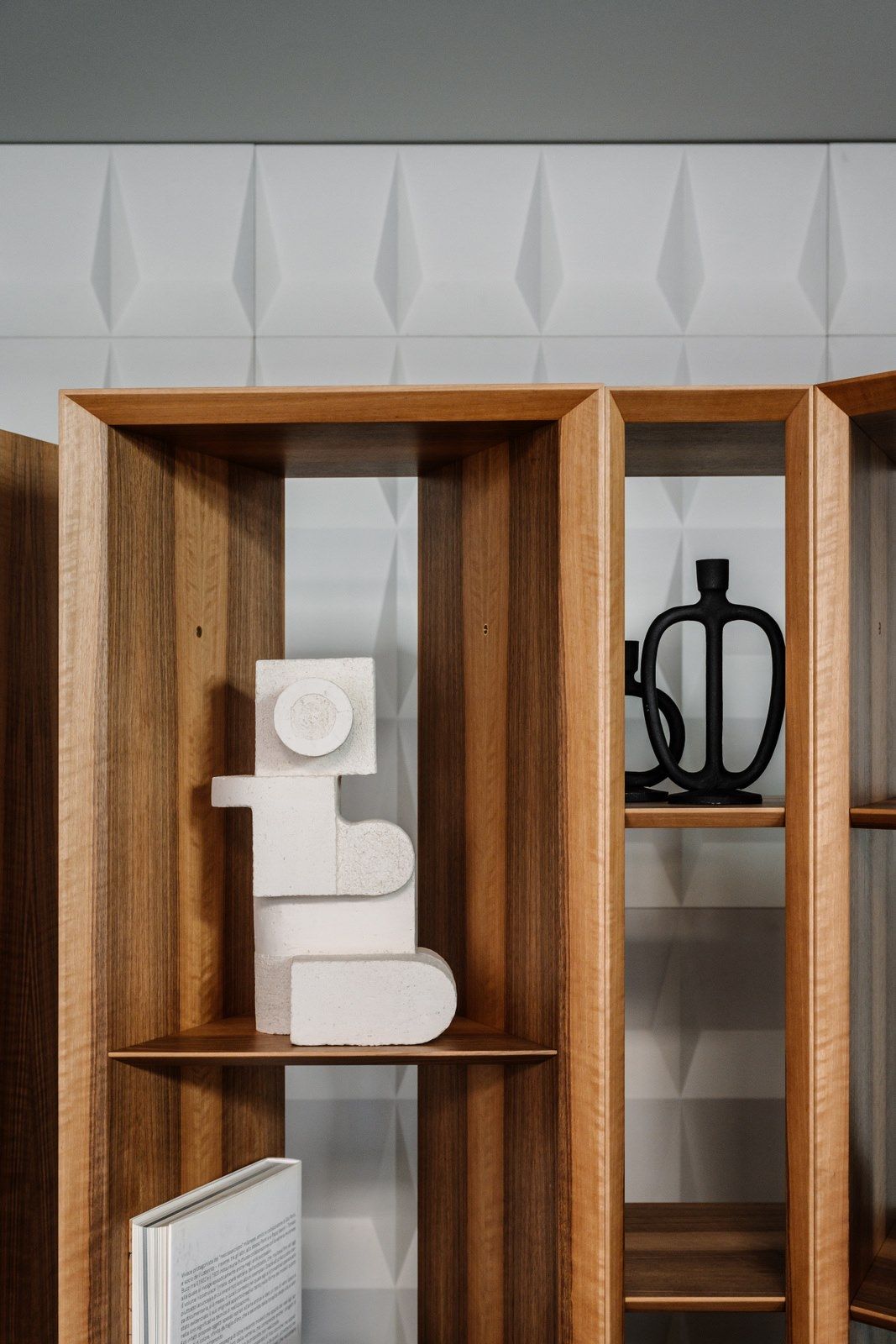 Книжный шкаф из грецкого ореха Gallotti&Radice Prism ARCH-00133969 - Вид №17