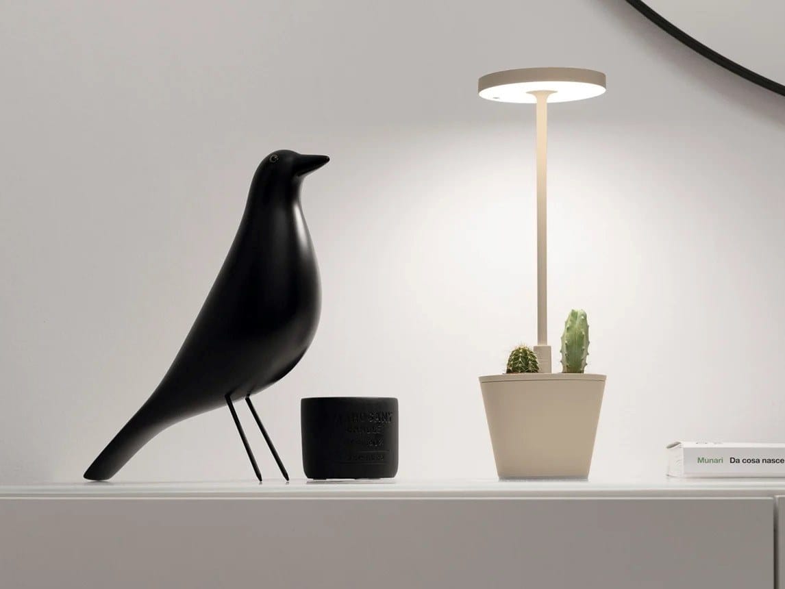 Алюминиевая аккумуляторная батарея настольная лампа Zafferano Poldina ARCH-00059520 - Вид №7