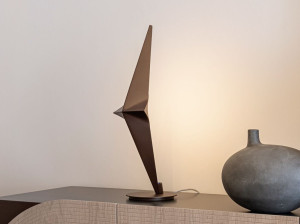 Светодиодная настольная лампа с USB-разъемом