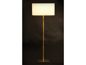 Светодиодная напольная лампа из латуни и ткани