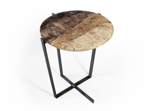 Круглый стол из березы и смолы