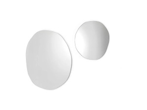 Настенное зеркало