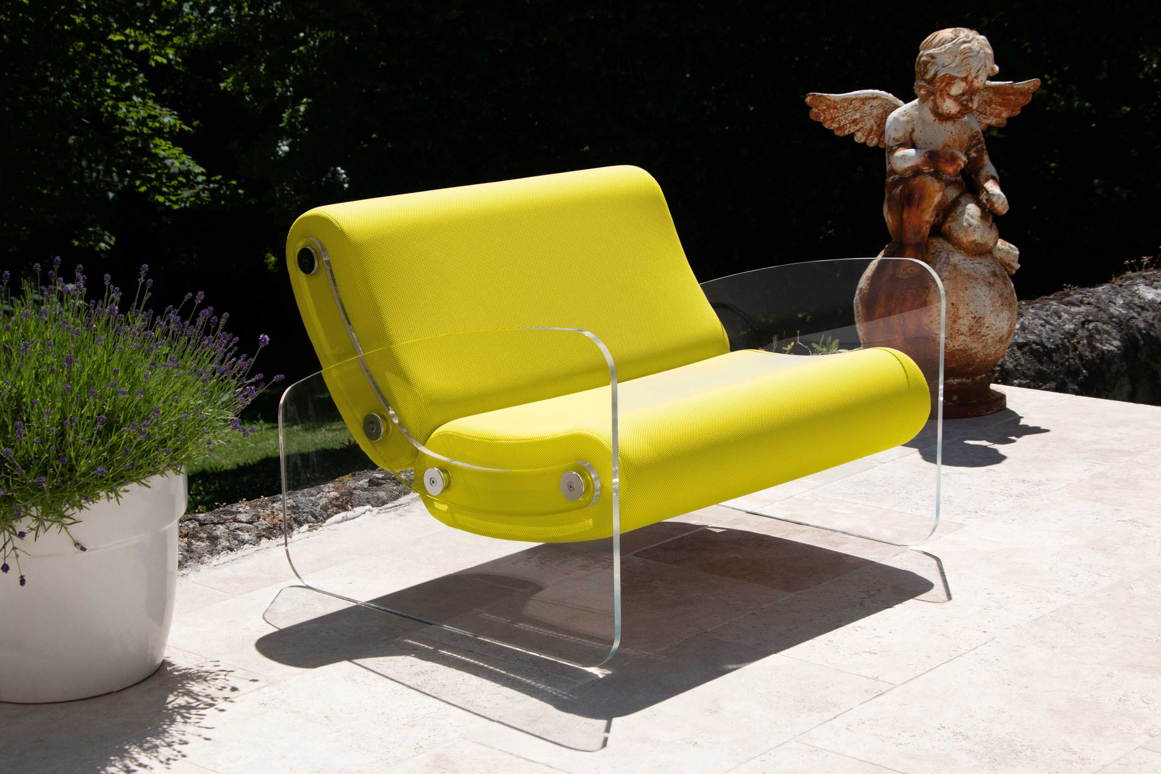 Кресло из ПММА и ткани с подлокотниками KUUMO MW03 ARCH-00143401 - Вид №1