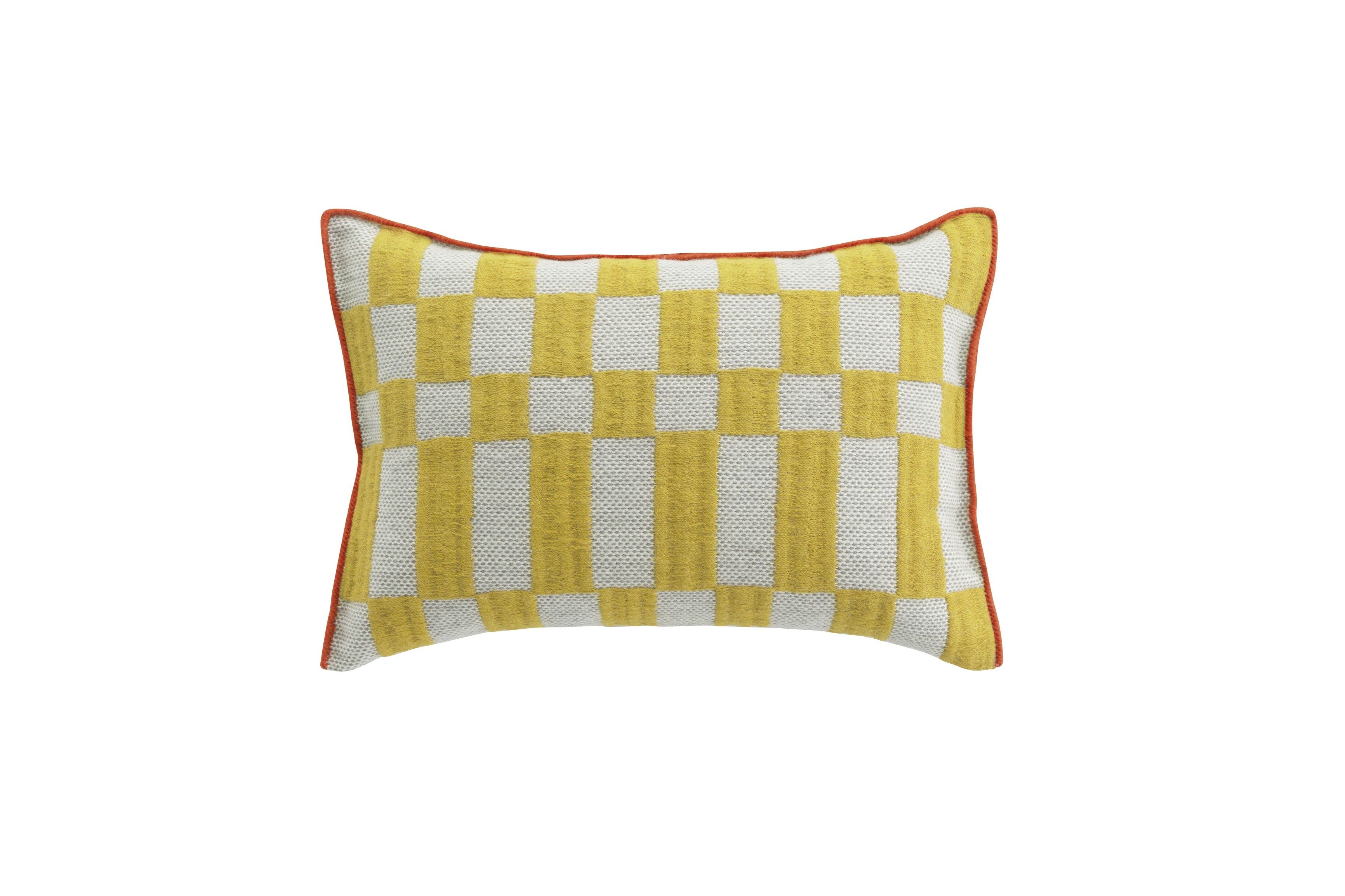 Шерстяная ручная вышитая прямоугольная подушка GAN Bandas ARCH-00082309 - Вид №1