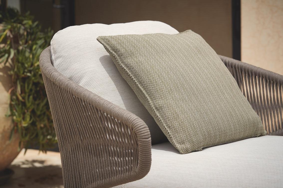 MNST570 Шезлонг лава бронза Manutti Radius - Вид №3