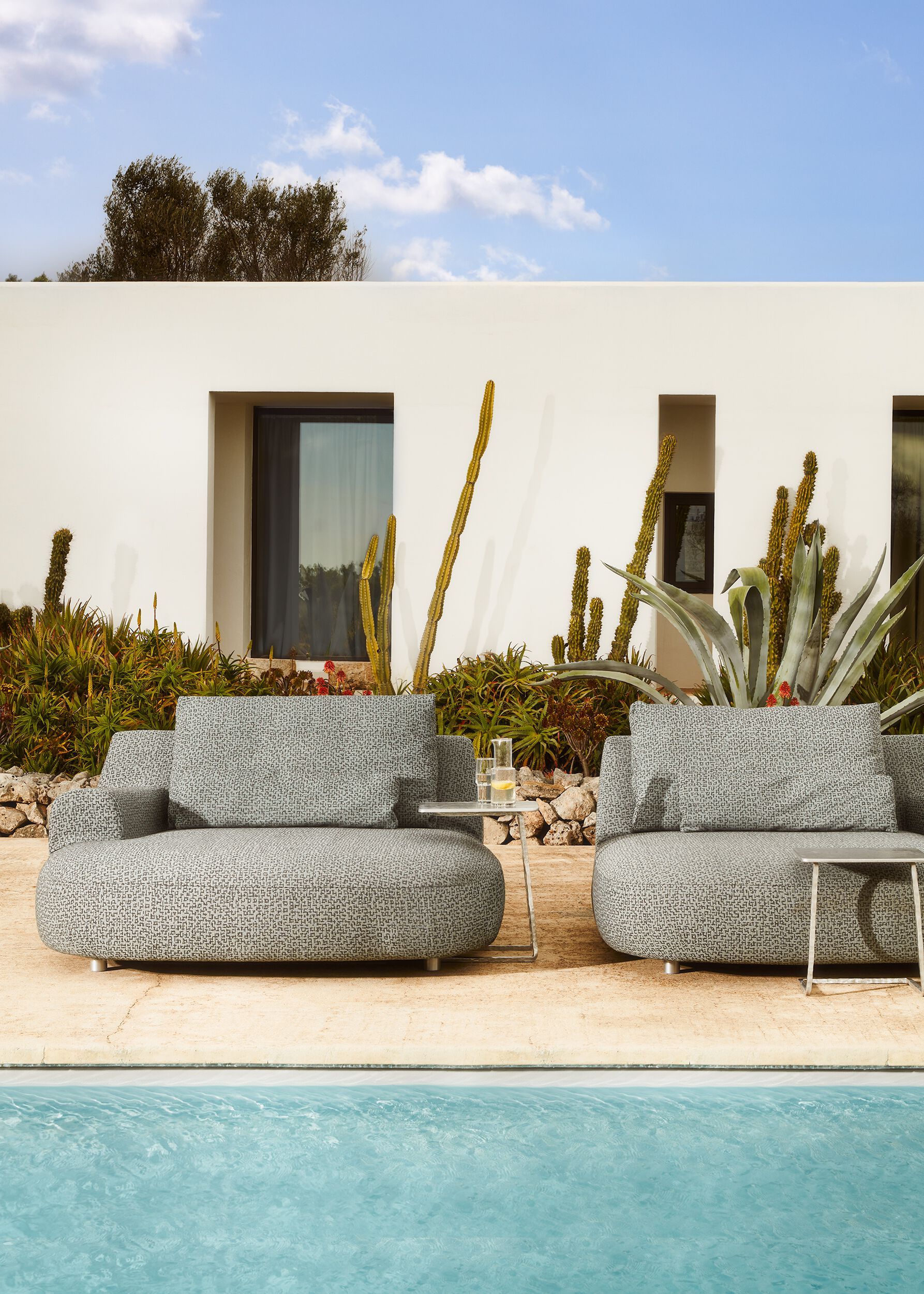 Бронзовый прямоугольный садовый столик Exteta Moonlight ARCH-00053616 - Вид №2