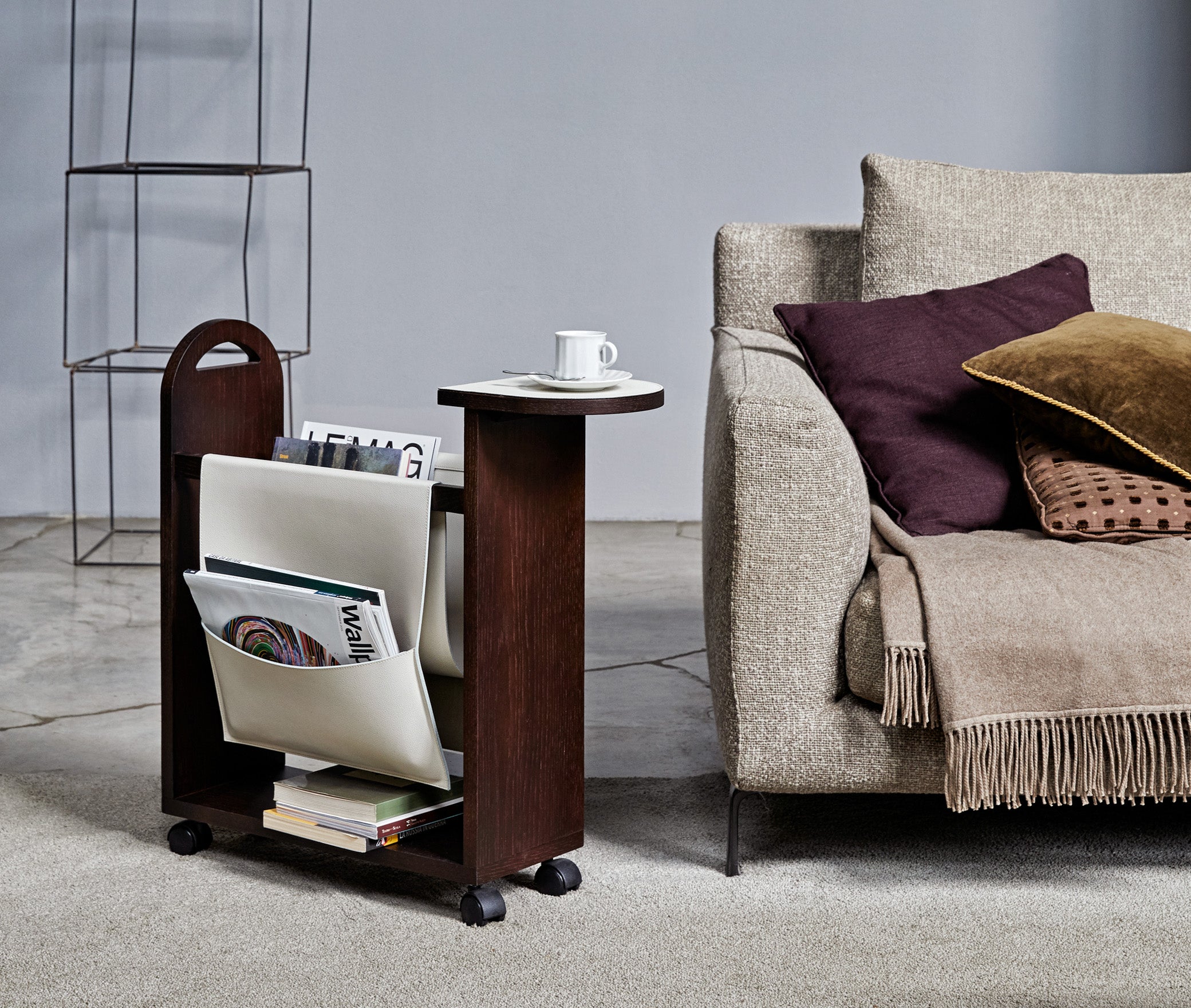 Полка для журналов Tata - 67,5X21,5XH62,5 см / зернистая кожа_earth Pinetti 00.0151.029.049 - Вид №5