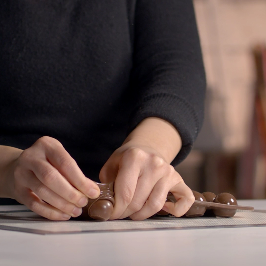 22.150.77.0065 Форма для приготовления конфет tartufino силиконовая Silikomart  - Вид №6