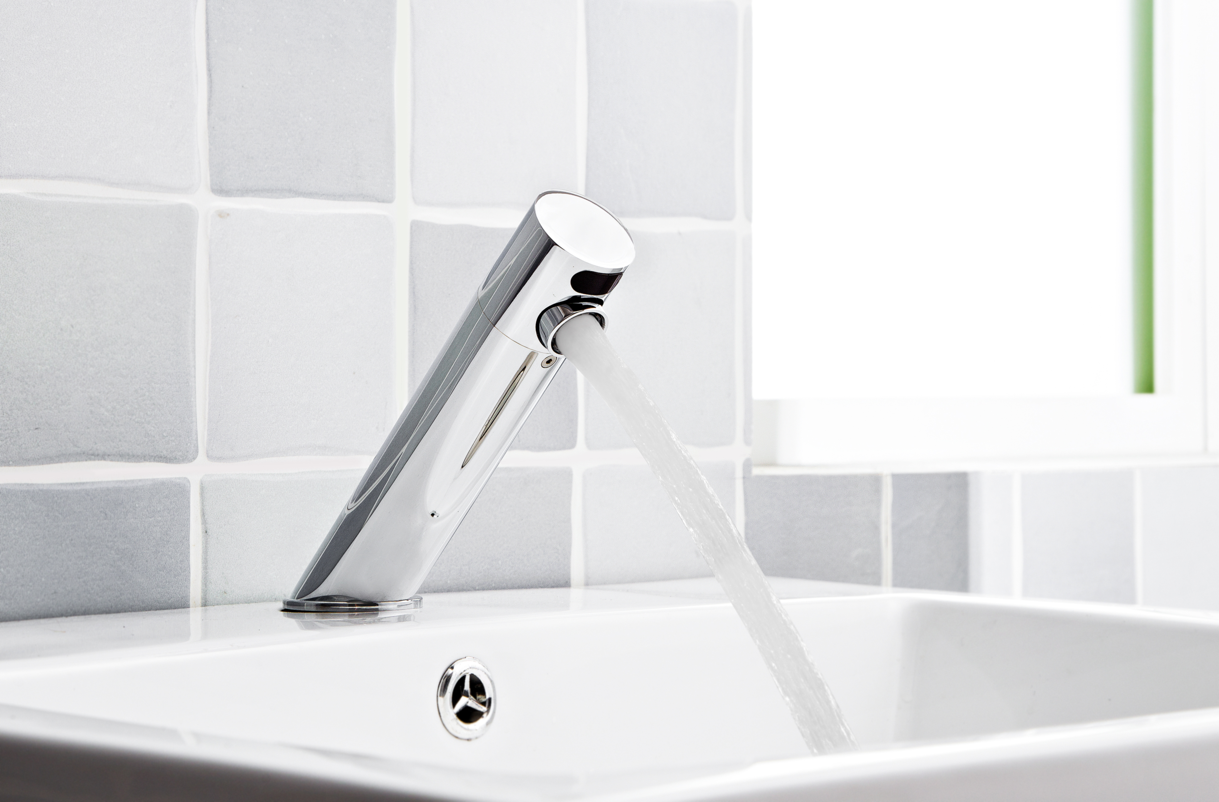 LM4653CE Смеситель Project для раковины бесконтактный (сенсорный) LEMARK PROJECT - Вид №2