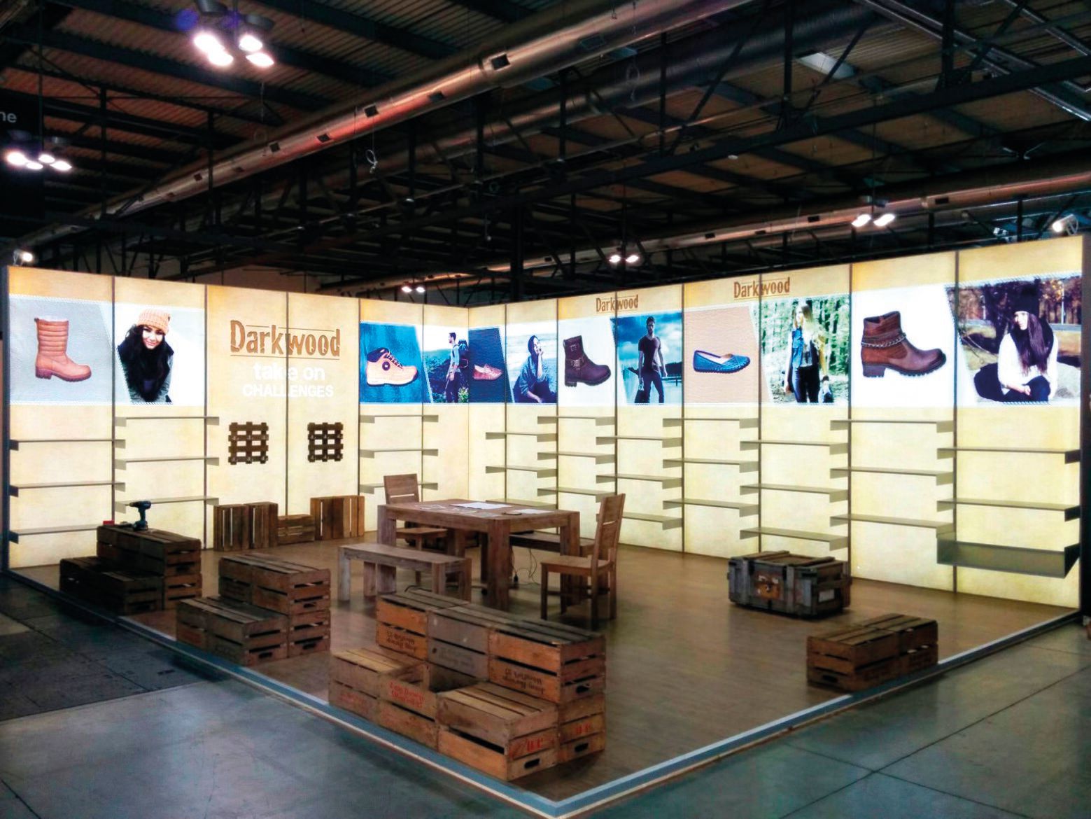 Алюминиевая и тканевая система для оформления магазинов ABS Group ALLESTIMENTI PER NEGOZI ARCH-00132654 - Вид №1