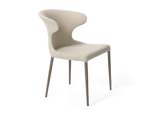 Тканевый стул