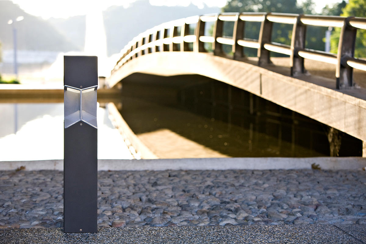 FSRT232 Рыцарский столбик  Forms-surfaces 